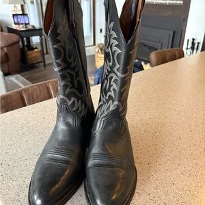 Ariat Black Cowboy Boots size 9EE (wide)